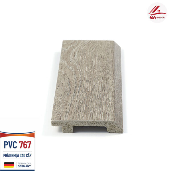 len-chan-tuong-pvc-767
