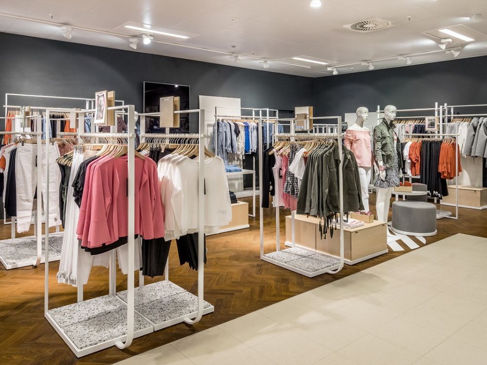 nội thất shop thời trang