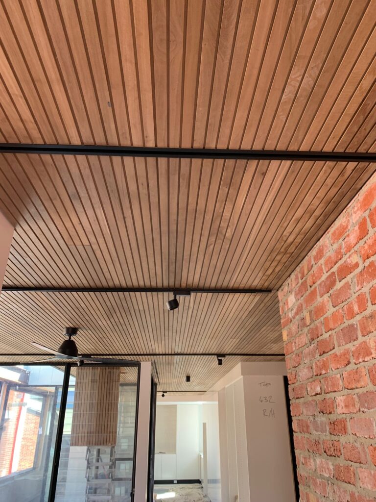 Tấm ốp là giải pháp lý tưởng cho trang trí nội thất và ngoại thất. Đem lại vẻ đẹp tinh tế, dễ dàng lắp đặt và bảo trì 15 4f49cd6e52f95a28b3326bf5143c0b2b